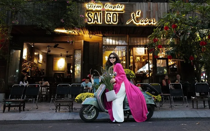 ca phe xua va nay hanh trinh chuyen minh cua mot bieu tuong van hoa viet