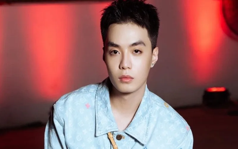 tieu su negav va hanh trinh khang dinh vi the trong lang rap viet