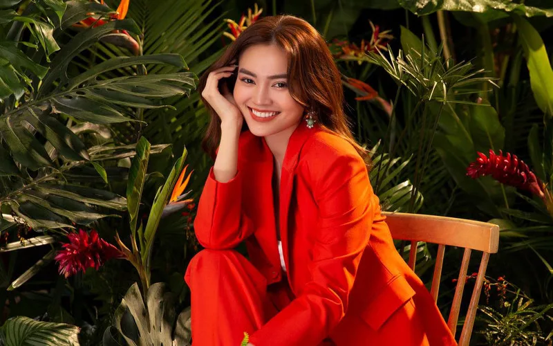 tieu su ninh duong lan ngoc va hanh trinh den bieu tuong man anh viet