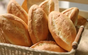 1 ổ bánh mì không bao nhiêu calo? Ăn nhiều có béo không?