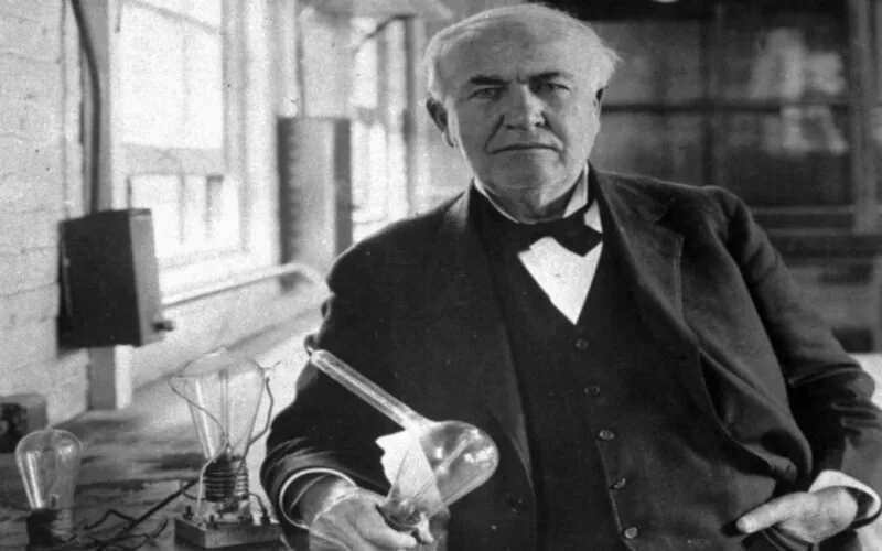 thomas edison tieu su cuoc doi va su nghiep cua nha phat minh vi dai
